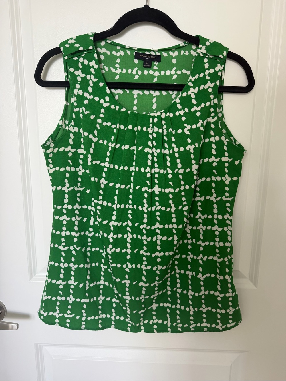 Banana Republic Green Patterned Sleeveless Blouse